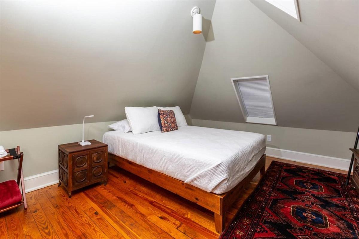 Renowned Historic Home Downtownacross From Park Winston-Salem Eksteriør billede