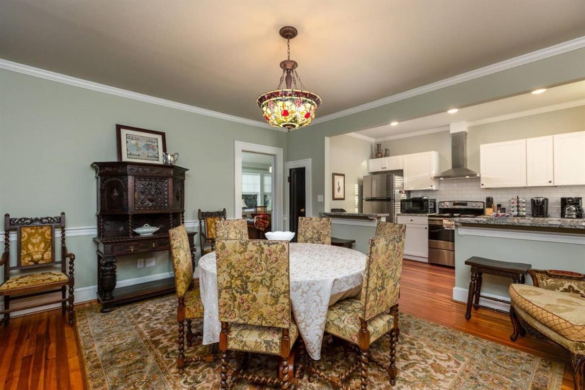 Renowned Historic Home Downtownacross From Park Winston-Salem Eksteriør billede