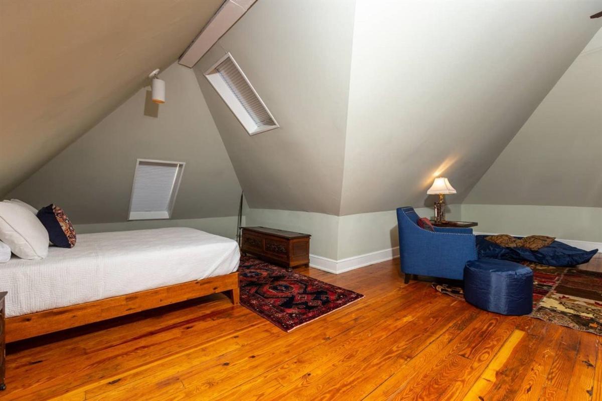 Renowned Historic Home Downtownacross From Park Winston-Salem Eksteriør billede