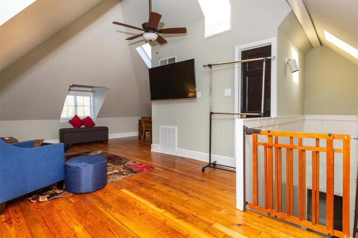 Renowned Historic Home Downtownacross From Park Winston-Salem Eksteriør billede